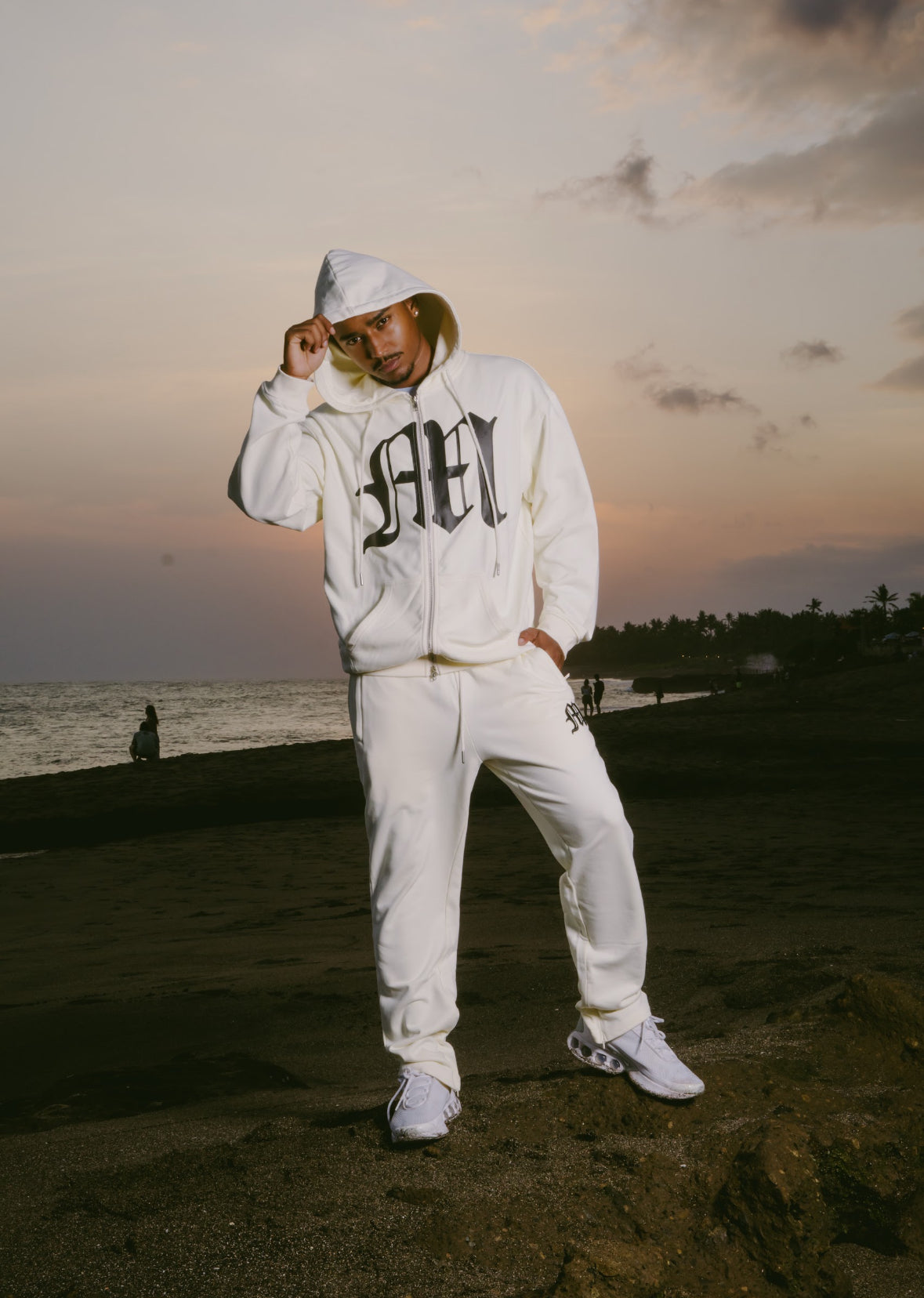 TREVI pants - Off white